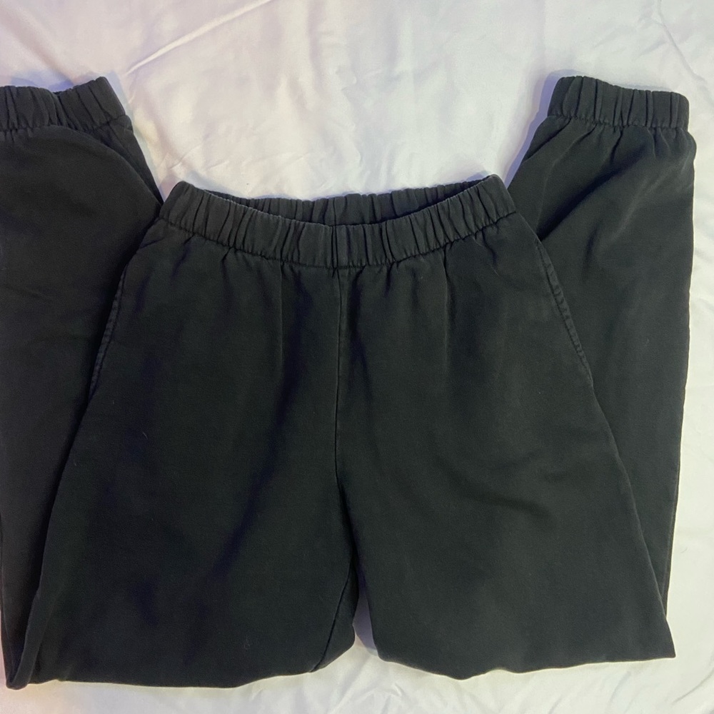 Black brandy Melville sweatpants